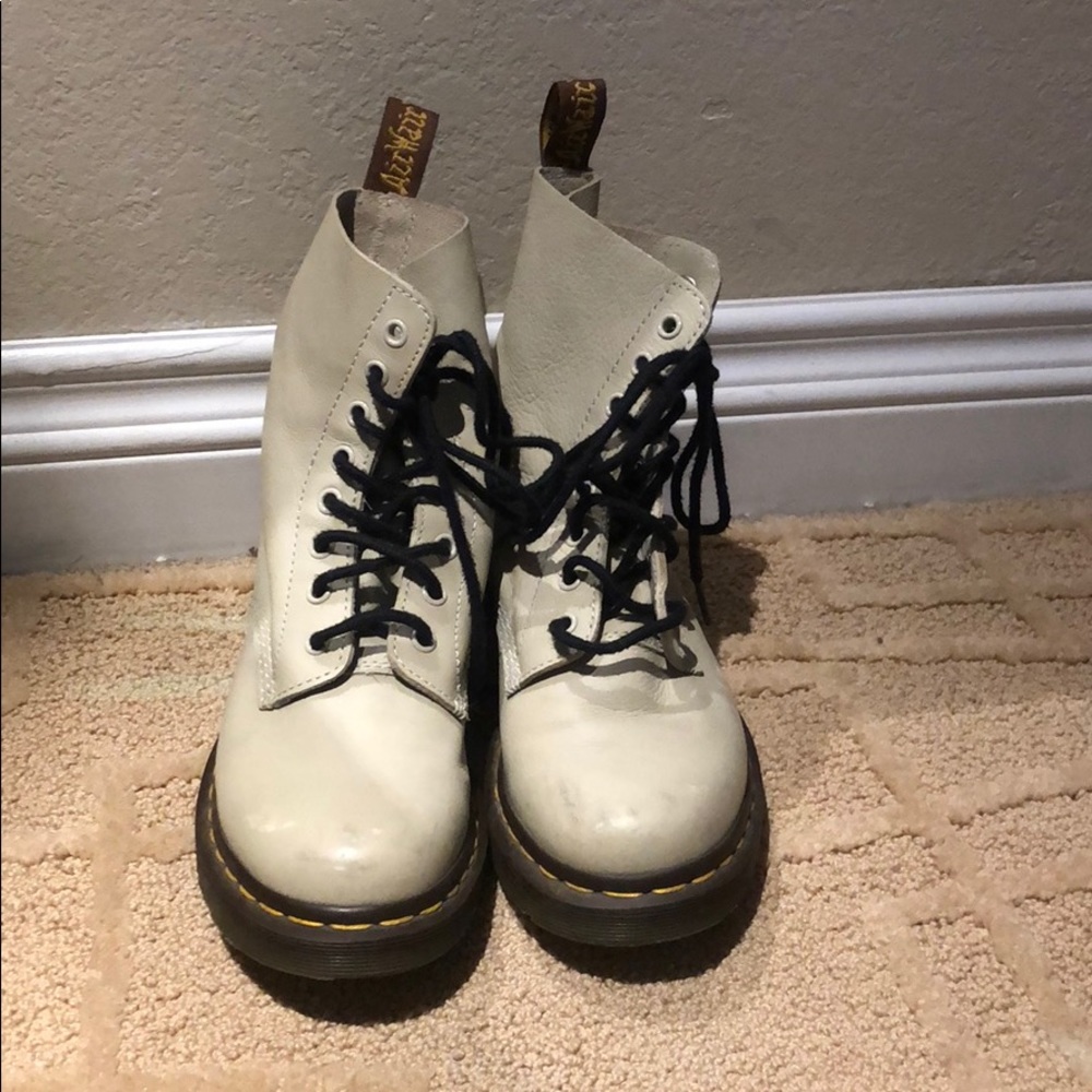 Off White Pascal Dr Martens !